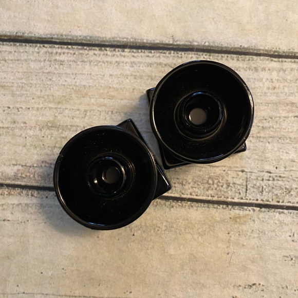 2 black glass candlesticks. - Picture 3 of 9